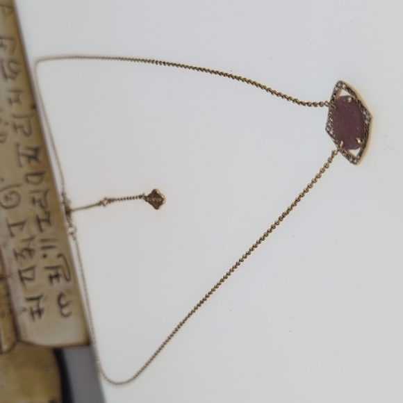 Stella and Dot pink quartz colored drusy Goldtone chain necklace EUC - Picture 4 of 5